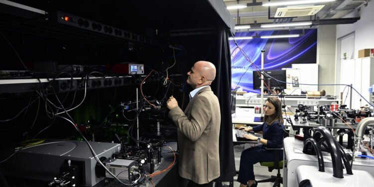 ASELSAN’ın Kuantum Teknolojileri Atılımı: KUANTAL ve İlk Ürünler