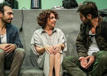 “Cırcır Böcekleri İtler ve Biz” Oyunu Şubat Ayında da Sahnede