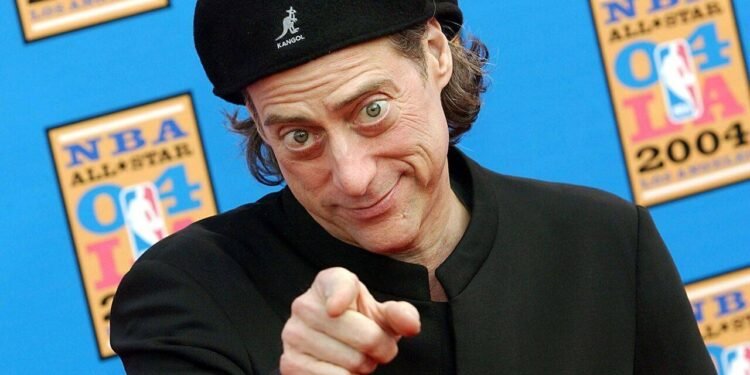 ‘Curb Your Enthusiasm’ın Yıldızı Richard Lewis Hayatını Kaybetti