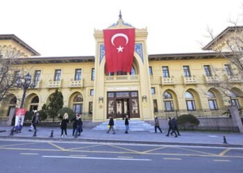 Ankara Palas Müzesi Ziyaretçilerini Bekliyor