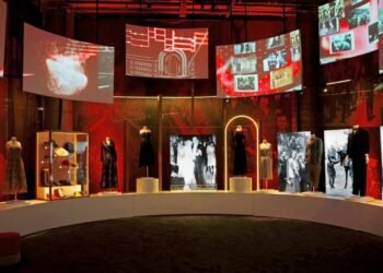 “Cumhuriyetin Yüzü” Sergisinin Ziyaret Süresi Uzatıldı