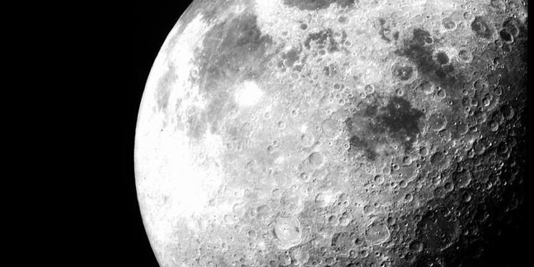 “Çüeçiao-2” Uydusu Ay Yörüngesine Başarıyla Girdi