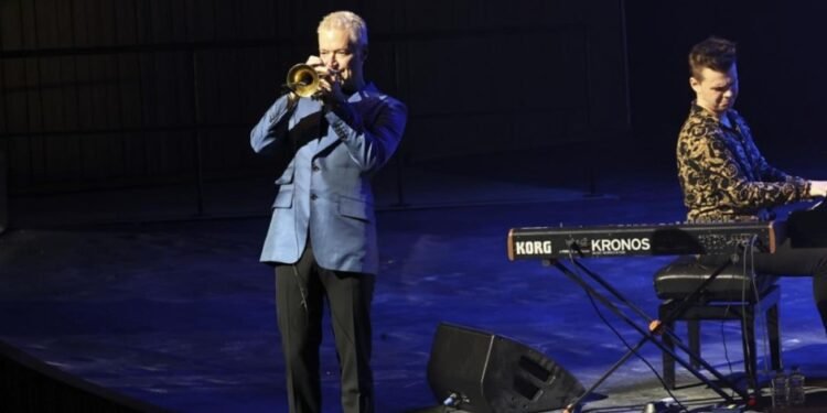 Grammy Ödüllü Trompet Sanatçısı Chris Botti İstanbul’da 
