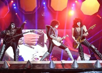 Rock Müzik Grubu Kiss, Marka ve Telif Haklarını 300 Milyon Dolara Sattı