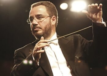 Bir Ulus Uyanıyor: Müzikal Bir Yolculuk