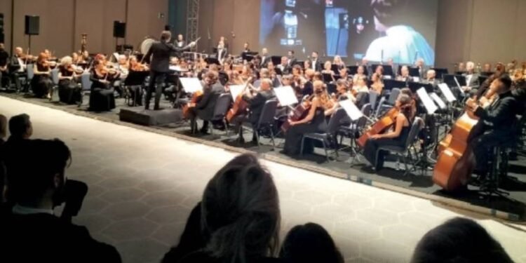 İzmir Devlet Senfoni Orkestrası Film Müzikleri Konseri İncelemesi