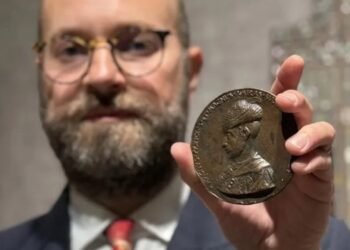 Londra’daki Bonhams Müzayede Evi’nde Osmanlı ve Hint Eserleri Açık Artırmada