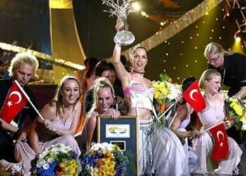 Sertab Erener 21 Yıl Sonra Eurovision Sahnesinde