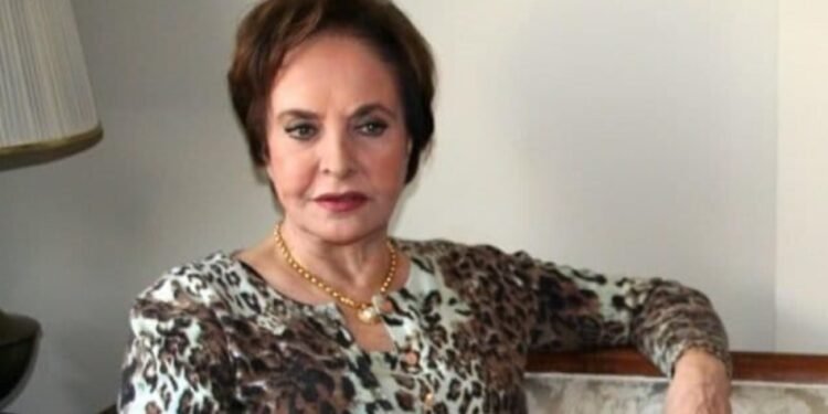 Türk Tiyatro ve Sinema Dünyasının Usta İsmi Ayten Gökçer Hayatını Kaybetti