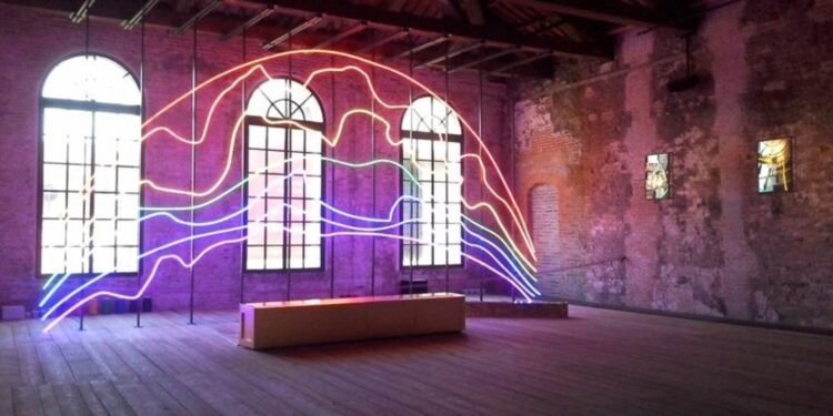 Venedik Bienali: Sanat ve Politika Buluşması