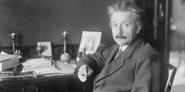 Albert Einstein’ın Nükleer Silahlar Hakkındaki Ünlü Mektubu Açık Artırmada