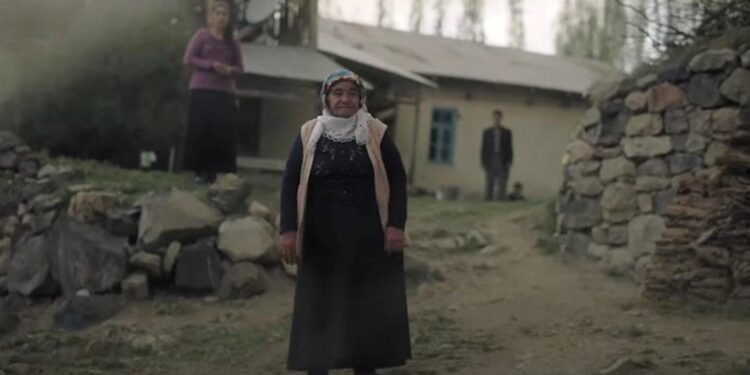 Ayşe Polat’ın Yönettiği Kör Noktada Filmi MUBI’de