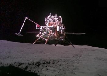 Çin, Ay’ın Uzak Tarafından İlk Örnekleri Dünya’ya Getirdi