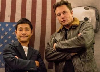 SpaceX Ay Yolculuğundan Vazgeçen Japon Milyarder