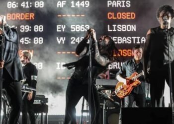 Massive Attack’tan Unutulmaz Bir Açık Hava Konseri