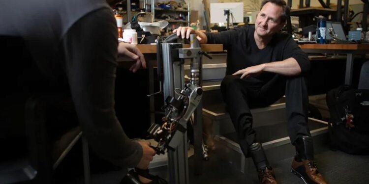 MIT Bilim İnsanlarından Yeni Biyonik Bacak Protezi Atılımı