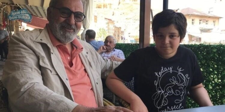 Prof. Dr. Hüsamettin Koçan: Çocuğun Hayal Dünyasını Ön Plana Çıkaran Resimler