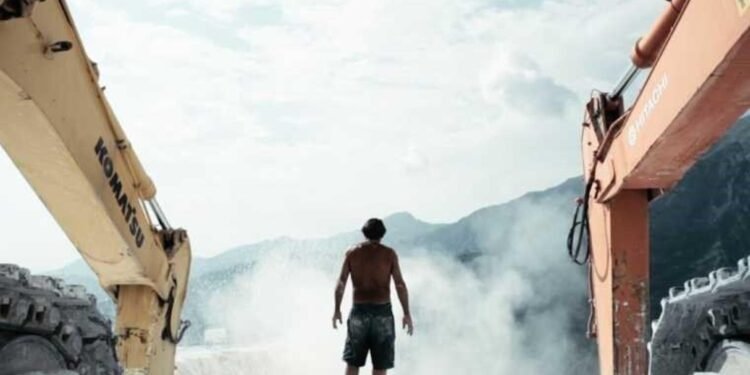 Salt’ın Havaya Dair Sergisi ve Gösterim Programı