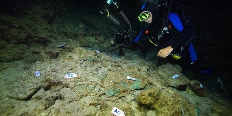 Kumluca Orta Tunç Çağı Batığı: Dünyanın En Eski Batığında Kazı Çalışmaları
