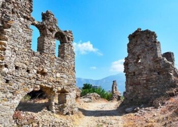 Naula Antik Kenti’nde Temizlik ve Düzenleme Çalışmaları