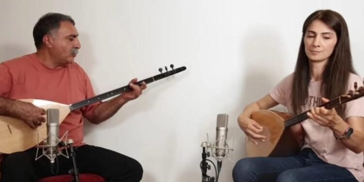 Bağlama Sanatı ve Kadın Müzisyenlerin Rolü