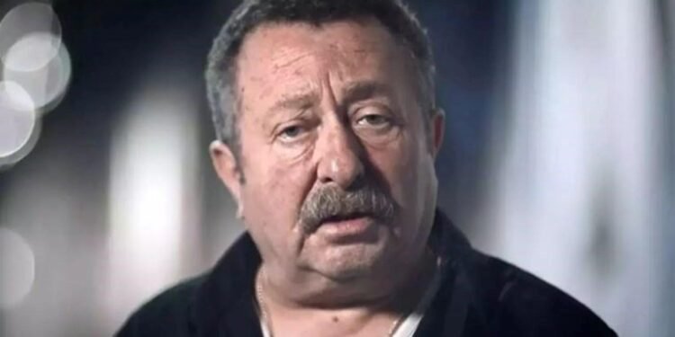 Erkan Can, Dolandırıcılık Kurbanı Oldu: 9 Bin Dolarını Kayıp Etti