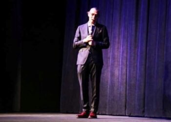 Etimesgut’ta Uluslararası Kent Tiyatro Festivali Başladı