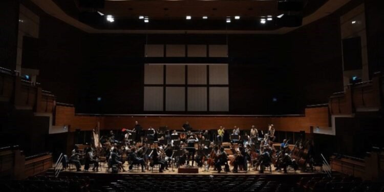 İzmir Devlet Senfoni Orkestrası’ndan 50. Sanat Sezonu Açılış Konseri