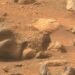 Mars’ta İlginç Yüz Şeklindeki Kaya Keşfi