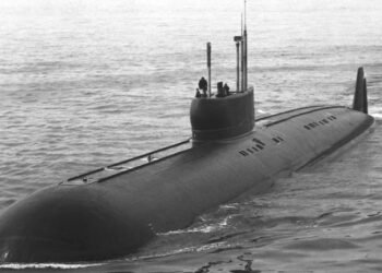 Sovyet K-222 Denizaltısı: Hızın Krallığı