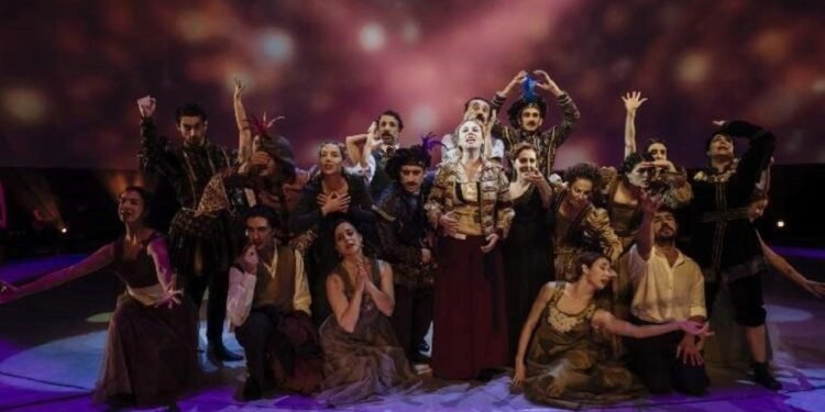 Afife Jale: Türk Tiyatrosunun Efsanevi İsimlerinden Biri