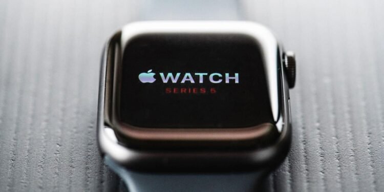 Apple, Akıllı Saatler İçin Yenilikçi Sensörler Geliştiriyor