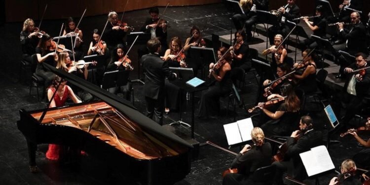 Cumhuriyet Bayramı Konserleri: Pera Filarmoni ve TEV Oda Orkestrası