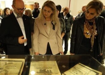 Gazetelerdeki Hüzün: 10 Kasım Atatürk Sergisi