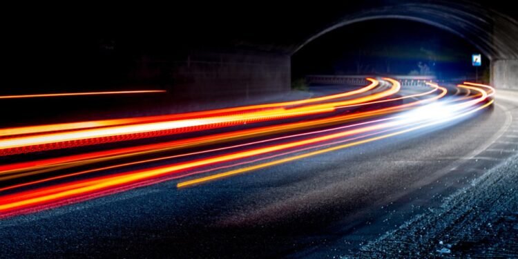 Işığı Köşelerden Bükme: Yeni Bir Keşif