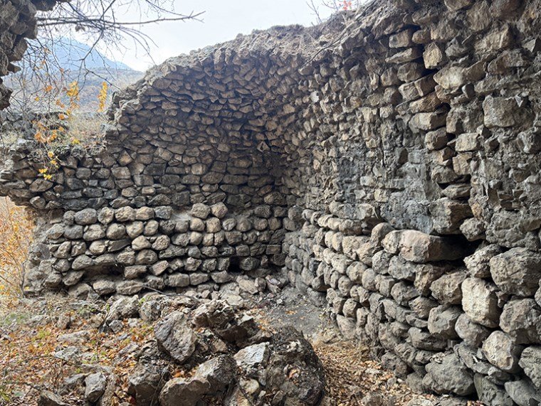 Adıyaman'da Selçuklu Dönemi Hanı Keşfedildi