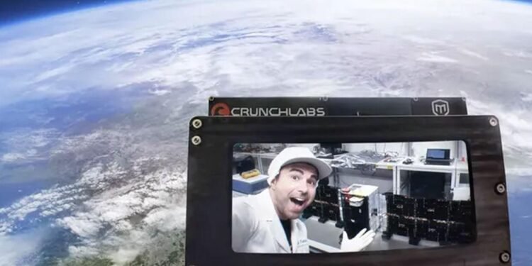 Mark Rober’ın Uzaya Fırlatacağı Uydu ile Selfie Projesi