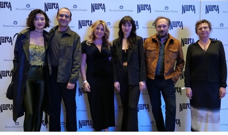 Tiyatro Circa'nın İlk Prodüksiyonu: 