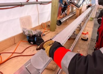 Antarktika’da En Eski Buz Çekirdeği Keşfi