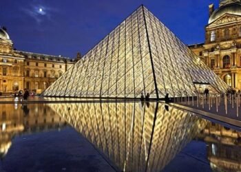 Louvre Müzesi Yenileniyor: Emmanuel Macron’dan Açıklamalar