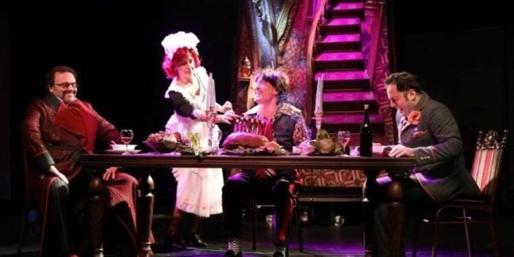 Mihail Bulgakov’un Köpek Kalbi Oyunu İlk Kez Sahnelendi