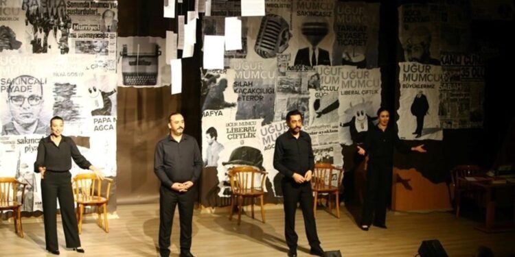 Yıldız Kenter Kültür ve Sanat Merkezi’nde Tiyatro Gösterisi