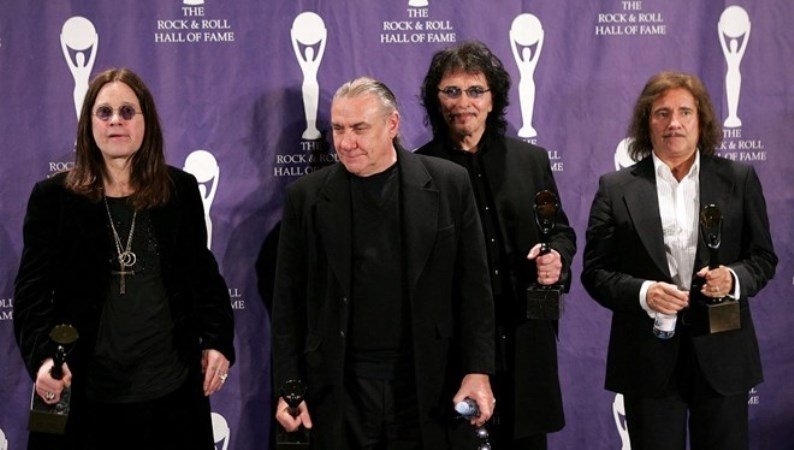 Efsanevi Black Sabbath Geri Dönüyor!