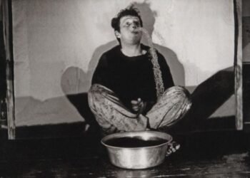 Franz Erhard Walther: Heykel Olma Teşebbüsü Sergisi Arter’de