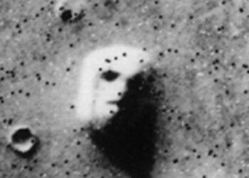 Mars’taki Cydonia Bölgesi ve Gizemli İnsan Yüzü