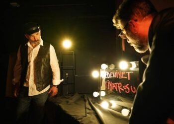 Medeniyet Tiyatrosu: Yiğit Sertdemir’in Eseri Tolga Yeter’in Yönetiminde Sahneye Taşındı