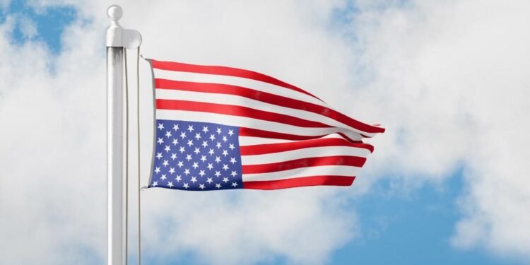 ABD Bayrağının Ters Asılması: Hata mı, İsyan mı?