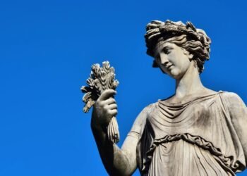 Antik Yunan ve Roma Heykellerinin Kokulu Dünyası