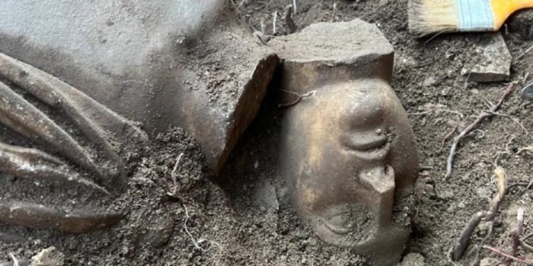 Aspendos Antik Kenti’nde Bulunan Hermes Heykeli