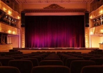 Dünya Tiyatro Günü’nde Ücretsiz Gösterimler ve Tiyatronun Önemi